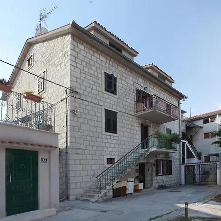 Anda & Josipa Apartment Split