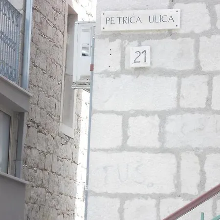 Anda & Josipa Apartment